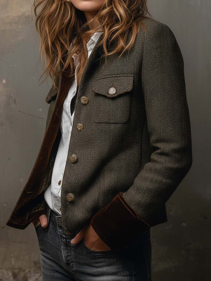 Blazer Feminino Vintage com Detalhes em Chevron