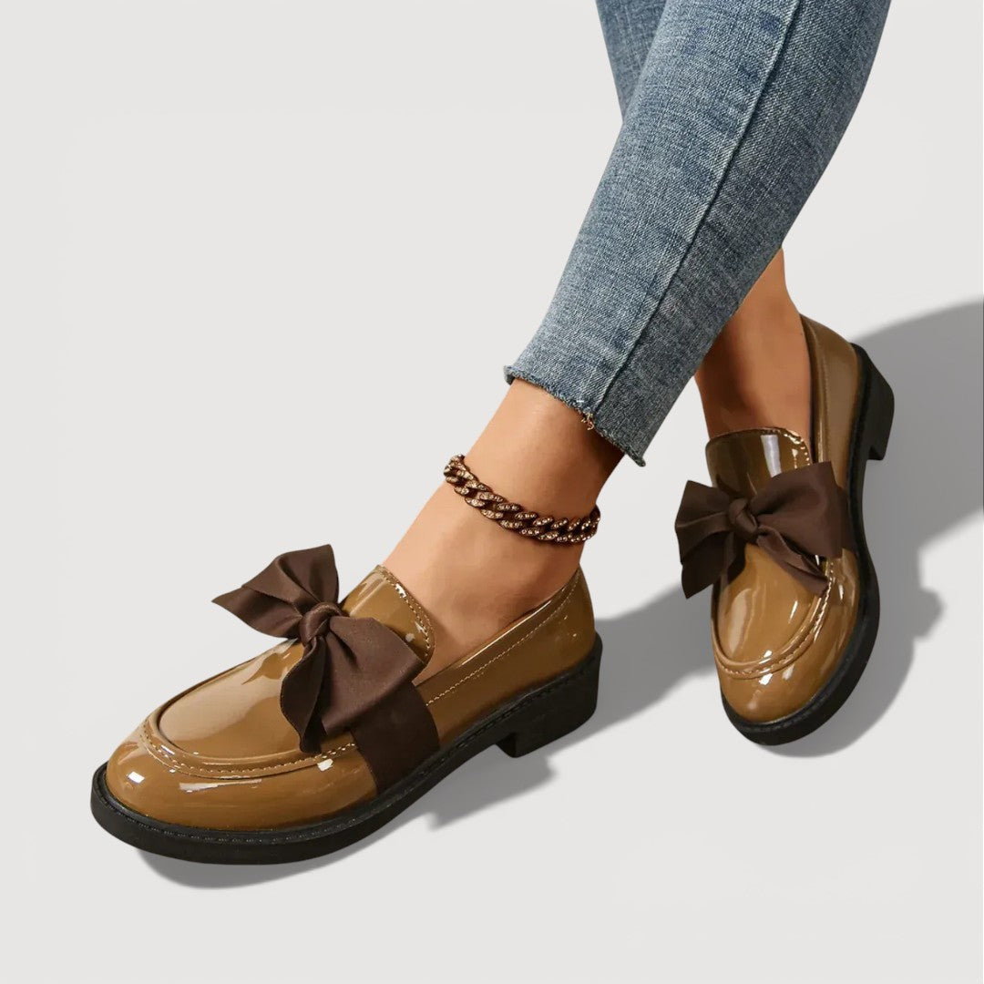 MAERYL – MOCCASINS COM DETALHE DE LAÇO