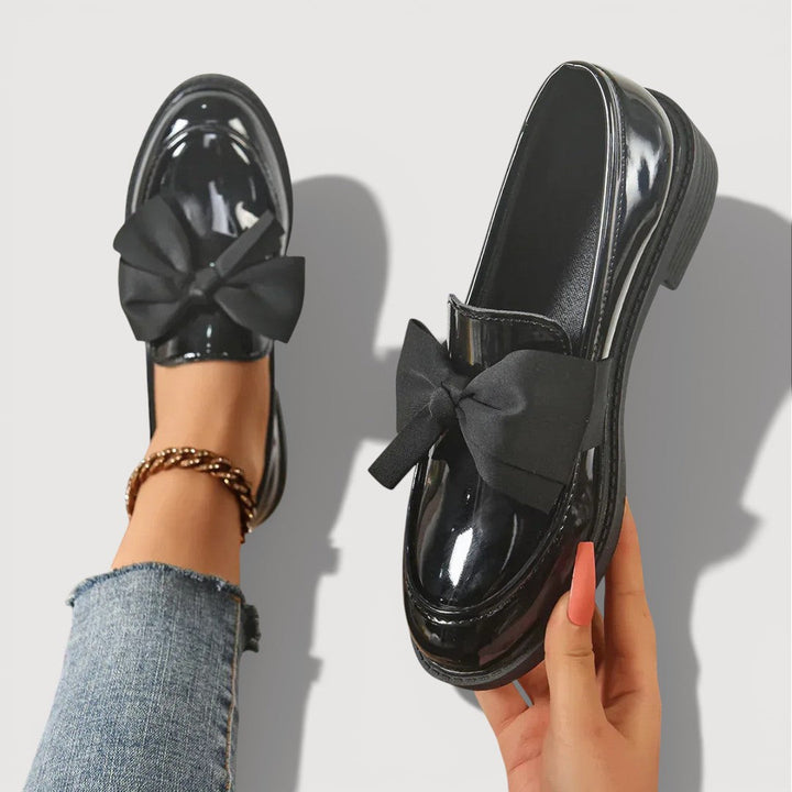 MAERYL – MOCCASINS COM DETALHE DE LAÇO