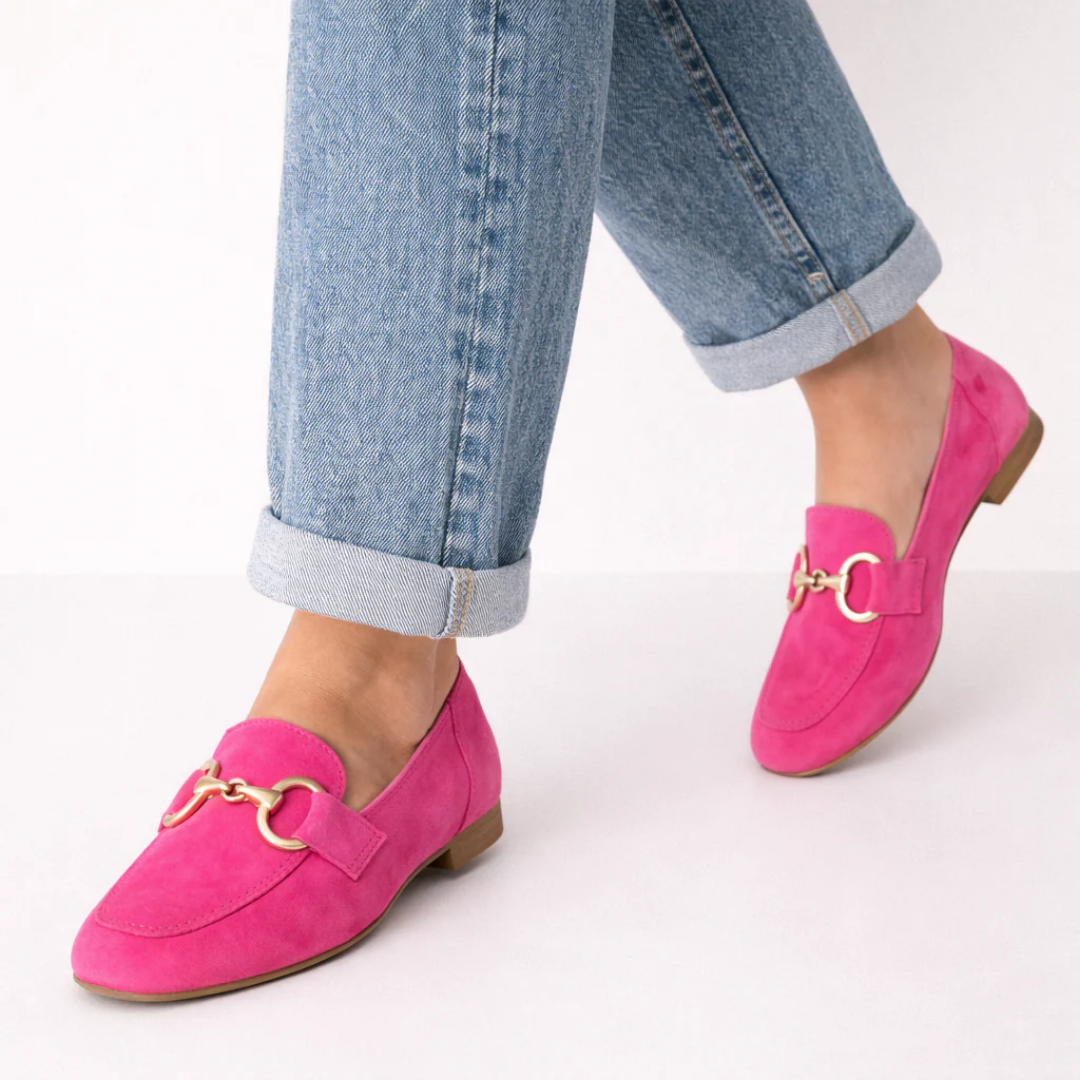 MOCASSINS ELEGANTES COM DETALHE METÁLICO