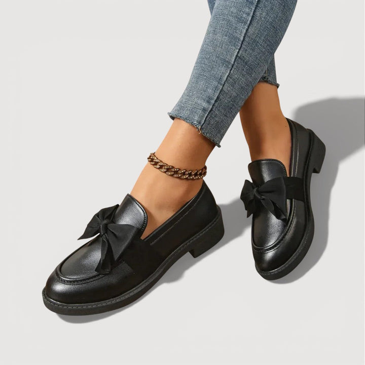 MAERYL – MOCCASINS COM DETALHE DE LAÇO