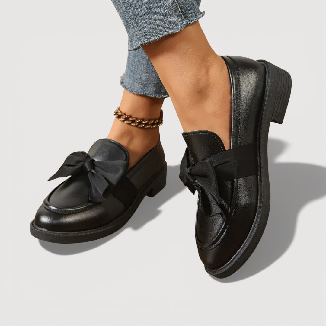MAERYL – MOCCASINS COM DETALHE DE LAÇO