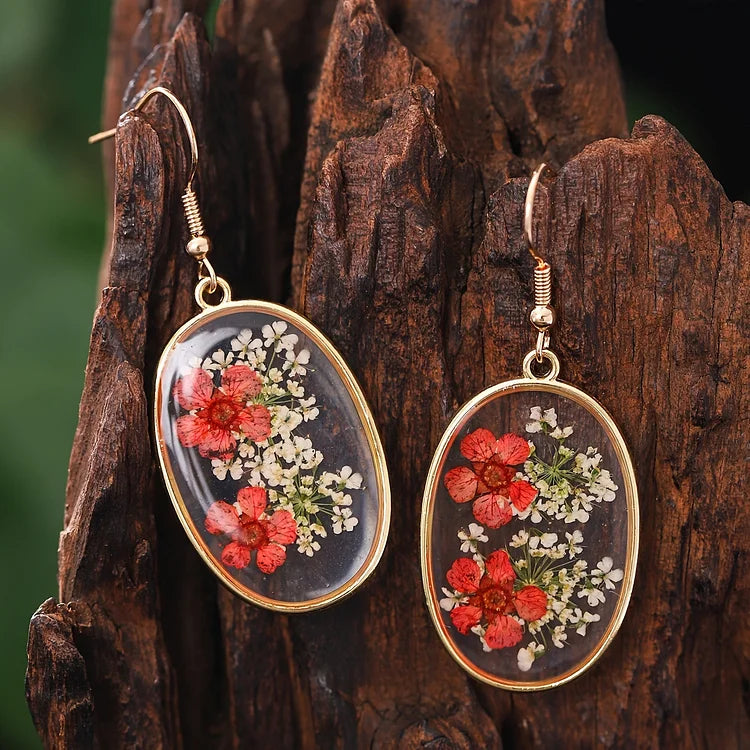 Brincos vintage com design floral oval feito à mão
