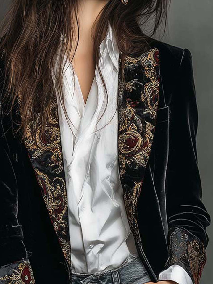 Blazer Slim Fit Preto com Estampa Barroca para Mulheres