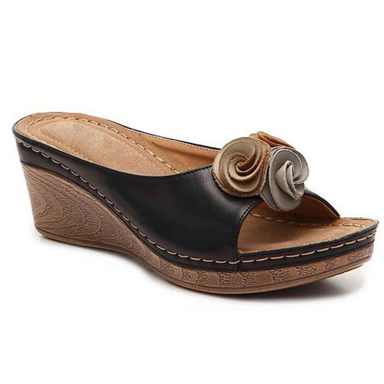 Lily™ - Sandálias ortopédicas com tiras em forma de flor