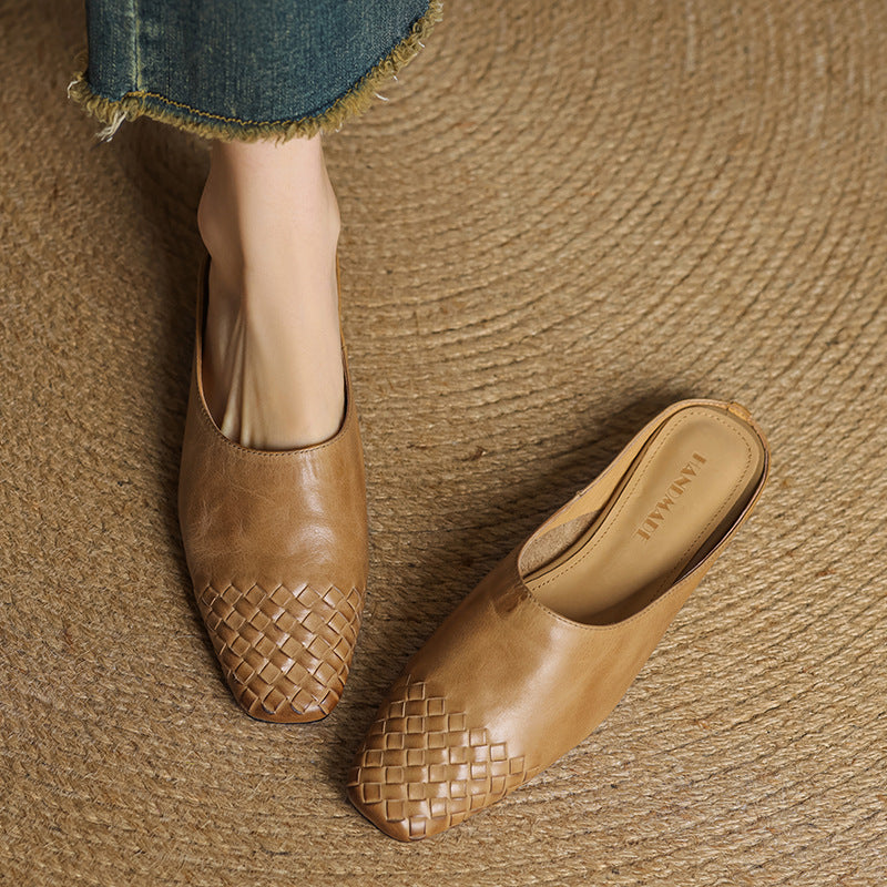 Mules de Couro Genuine Helma