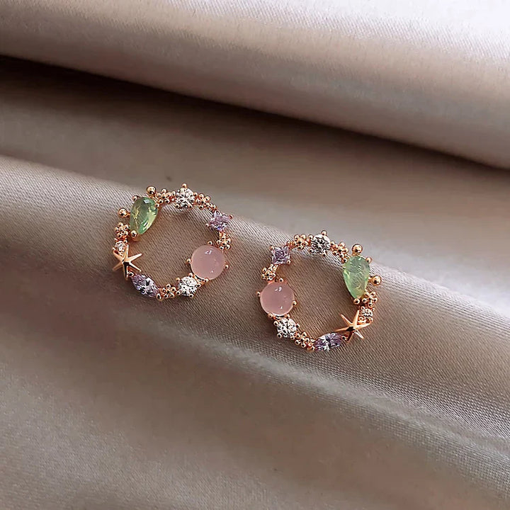 Brincos Florais em Ouro com Zircônia