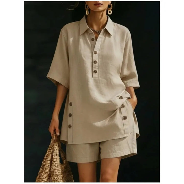 Solena | Camisa de manga curta com gola lapela e calças com bolsos laterais