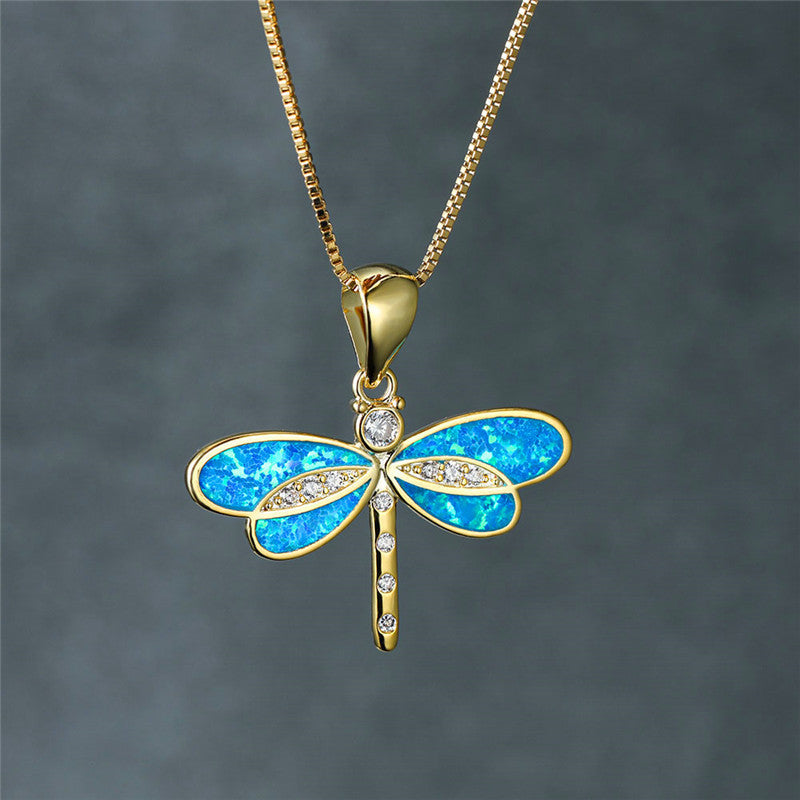 Colar de Ouro com Borboleta e Opala