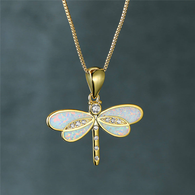 Colar de Ouro com Borboleta e Opala