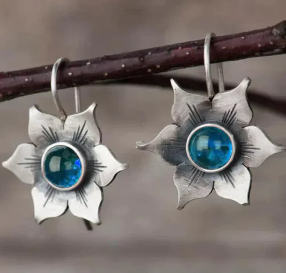 Brincos Vintage em Forma de Flores