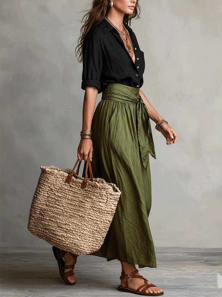 Vera – Conjunto de Dois Peças: Camiseta Preta e Saia Midi Verde Oliva