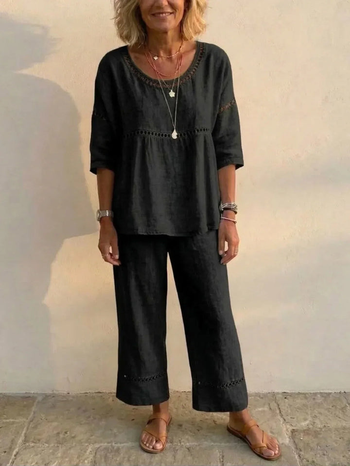 Marielle | Conjunto de Linho Macio em Duas Peças com Detalhe em Renda