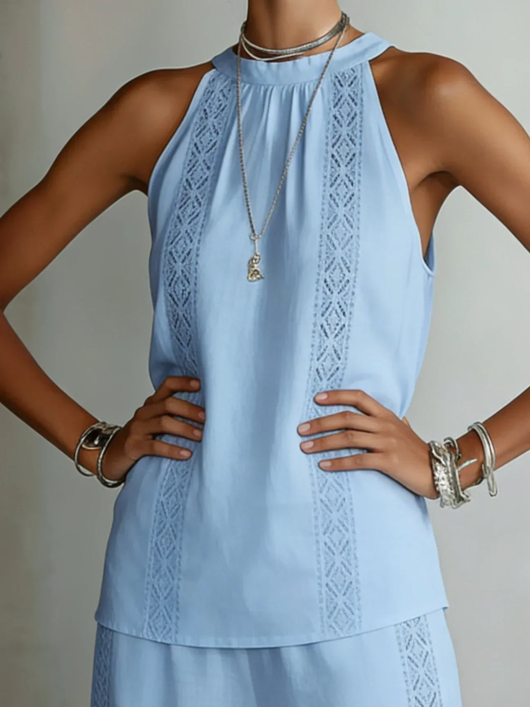 Camilla | Conjunto Elegante de Linho com Alças