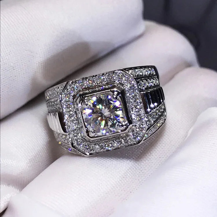 Anel de diamante microincrustado com zircônia personalizada