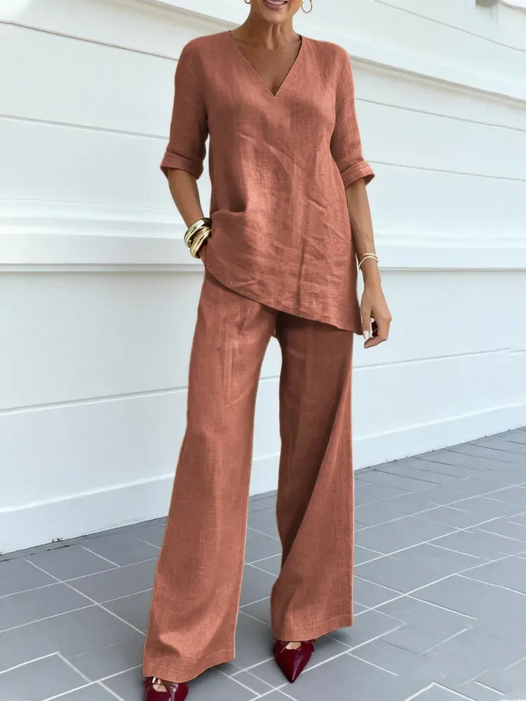 Susana | Conjunto de Duas Peças com Blusa de Manga Curta e Calças Retas