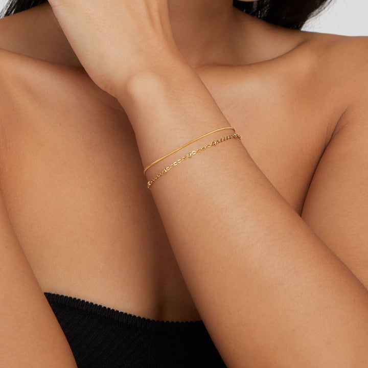 Pulseira de Camadas em Ouro Pia